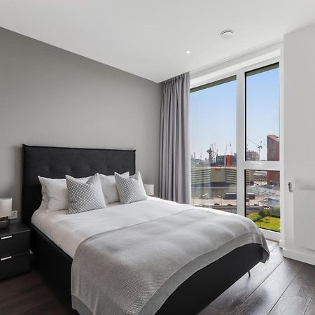 Ellie N Conys 3 Bedroom Apartment With 2 Bathrooms, An Ensuite, Kitchen And Balcony In Stratford Westfield Londres Exterior foto