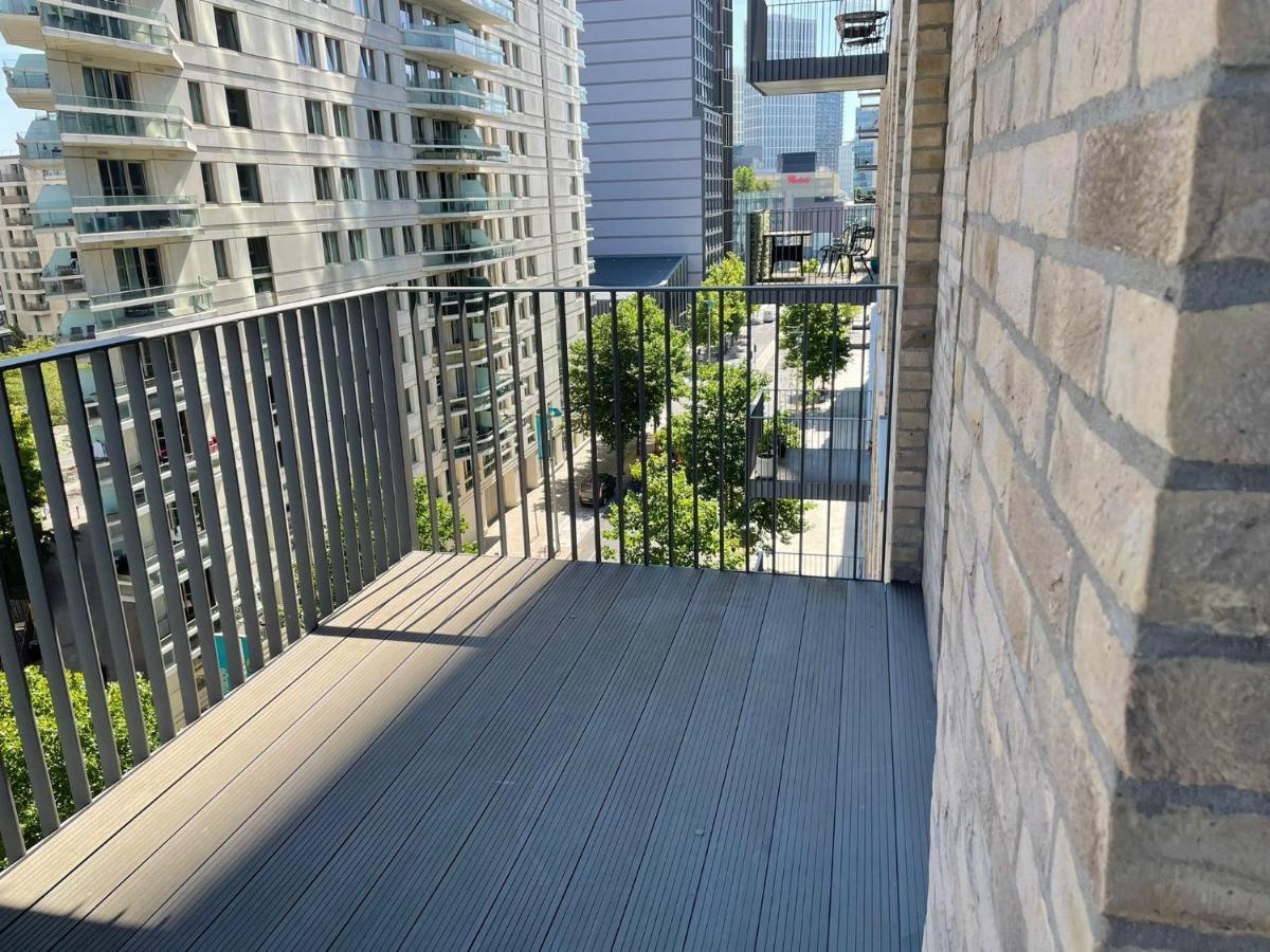 Ellie N Conys 3 Bedroom Apartment With 2 Bathrooms, An Ensuite, Kitchen And Balcony In Stratford Westfield Londres Exterior foto